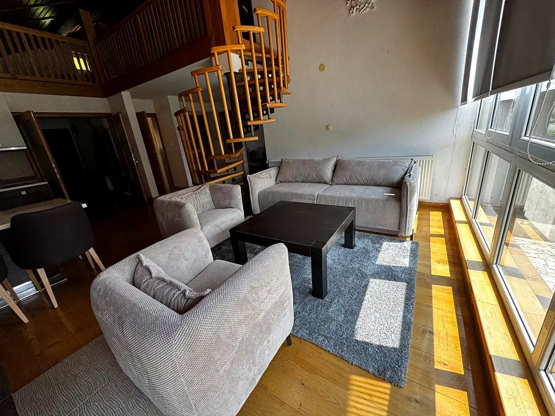 Upstairs Lounge